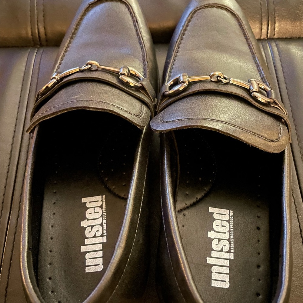 Unlisted by Kenneth Cole Black Stay Loafers - Picture 2 of 4